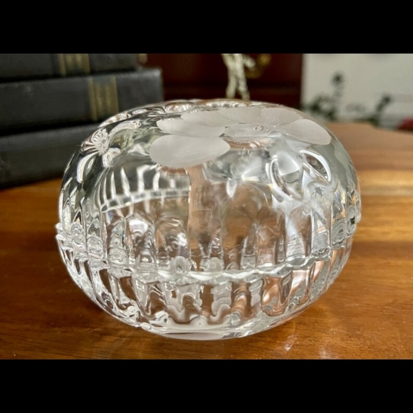 Vintage Princess House Lead Crystal 2 Pc Ring Dish in Heritage Floral Pattern - Picture 7 of 7